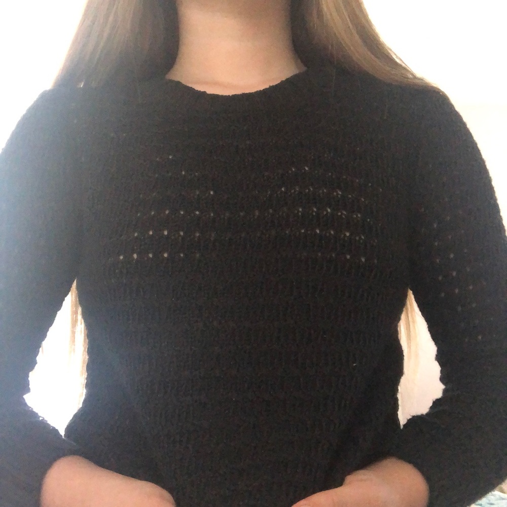 🦋 2/$15 Black So Knit Sweater